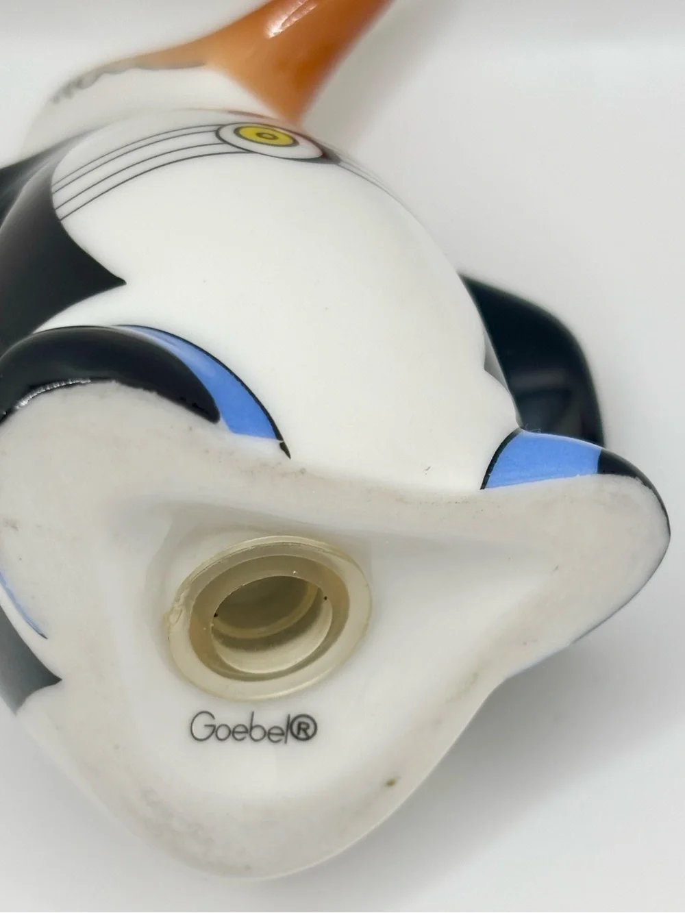 Hummel goebel penguin